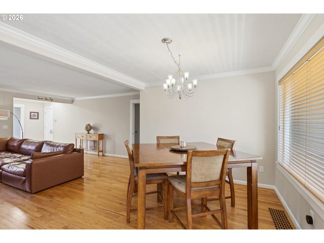 1651 Ne 134TH Pl, Portland, OR 97230