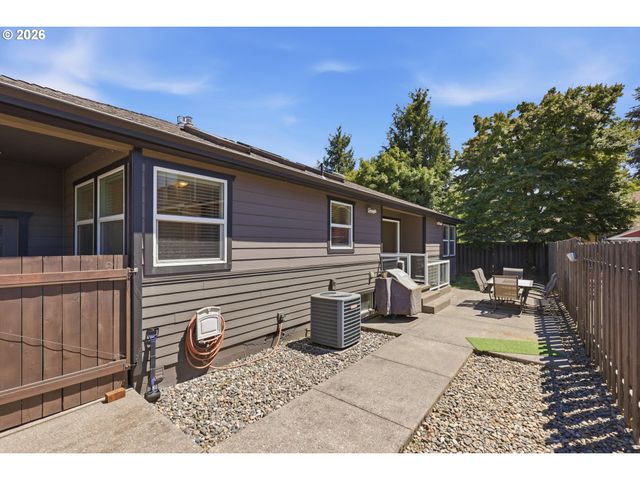 1651 Ne 134TH Pl, Portland, OR 97230