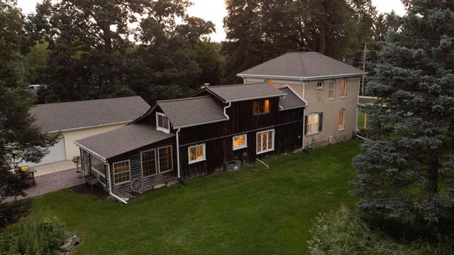 238 W Main STREET, Delafield, WI 53018