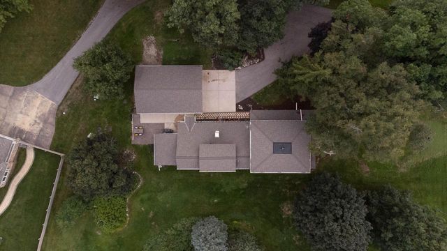 238 W Main STREET, Delafield, WI 53018