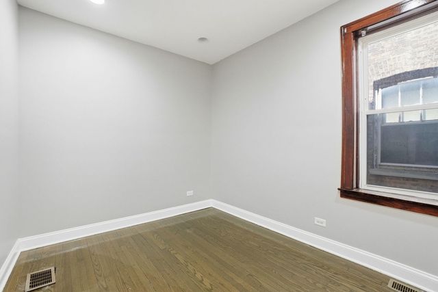 6805 S Talman Avenue, Chicago, IL 60629