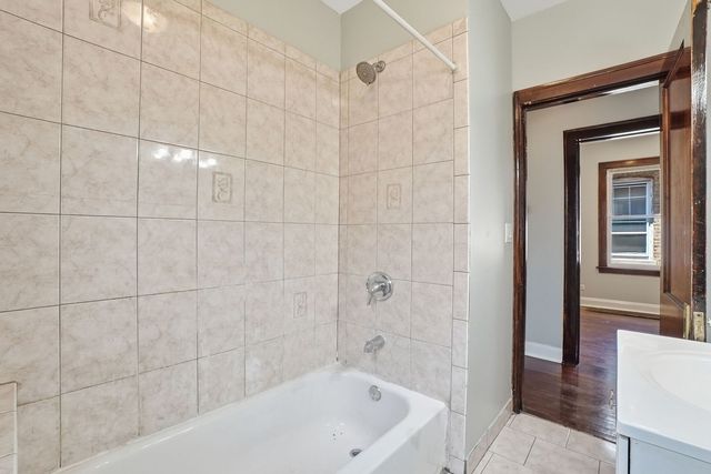 6805 S Talman Avenue, Chicago, IL 60629