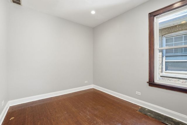 6805 S Talman Avenue, Chicago, IL 60629