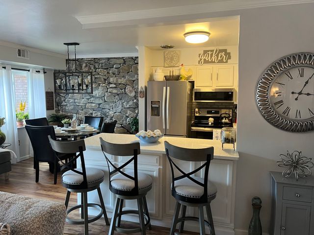 8179 Ohio River Blvd. 3, Emsworth, PA 15202