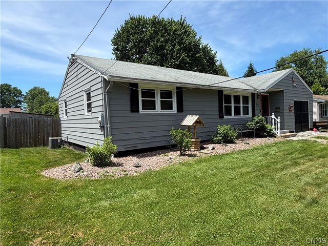109 Lena Terrace, Clay, NY 13212