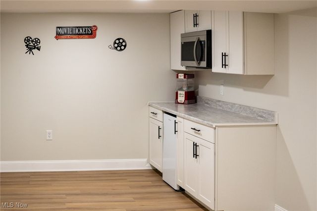 31931 Dickerson Road, Willowick, OH 44095