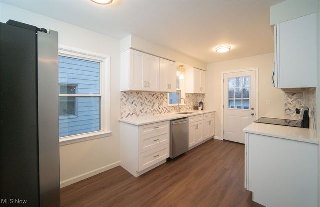 31931 Dickerson Road, Willowick, OH 44095