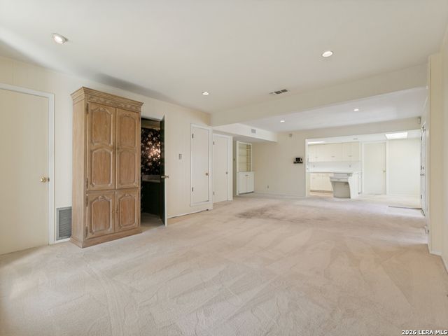 271 ROCKHILL DR, San Antonio, TX 78209