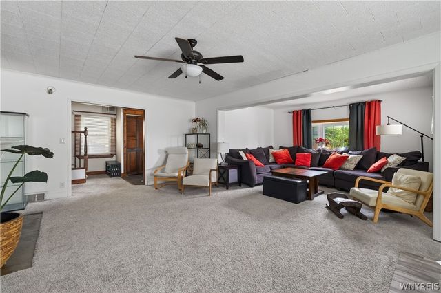 785 Crescent Avenue, Buffalo, NY 14216