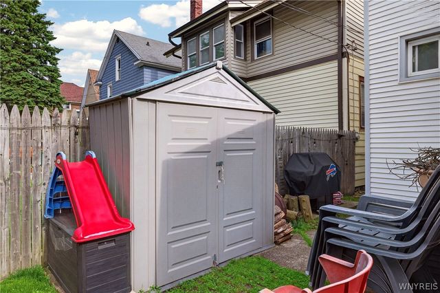 785 Crescent Avenue, Buffalo, NY 14216