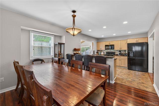 785 Crescent Avenue, Buffalo, NY 14216