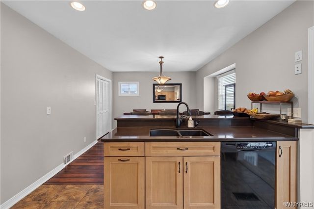 785 Crescent Avenue, Buffalo, NY 14216