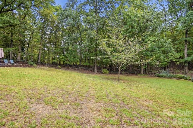 1814 Summerhill Drive, Charlotte, NC 28212