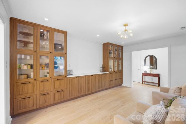 1814 Summerhill Drive, Charlotte, NC 28212