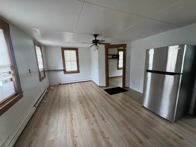47 Pemberton St, Lowell, MA 01850