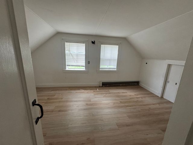 47 Pemberton St, Lowell, MA 01850