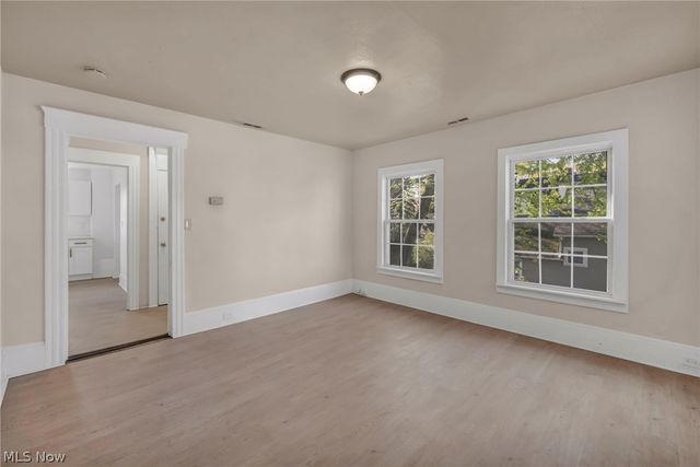 2049 W 85th Street UP, Cleveland, OH 44102