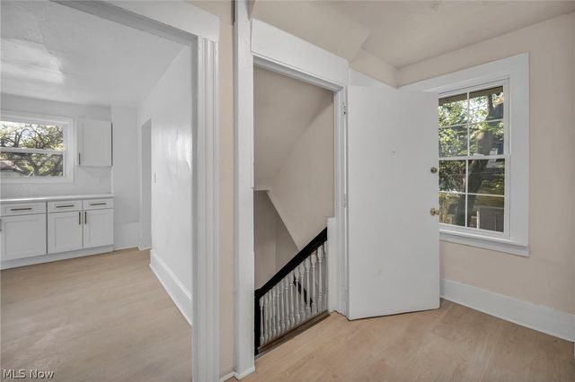 2049 W 85th Street UP, Cleveland, OH 44102