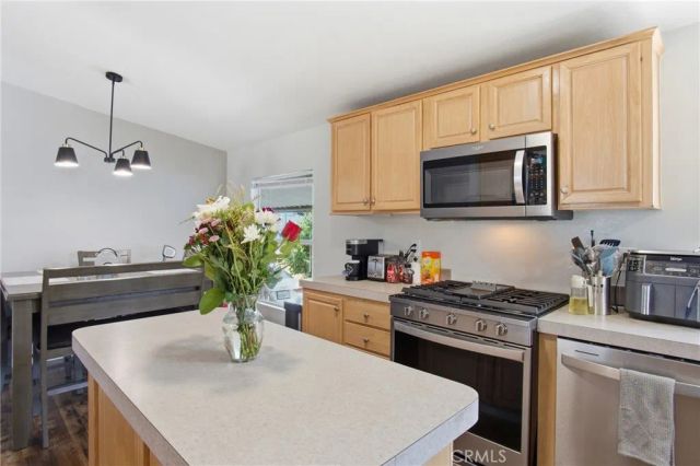 2755 Arrow 61, La Verne, CA 91750