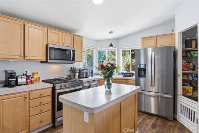 2755 Arrow 61, La Verne, CA 91750