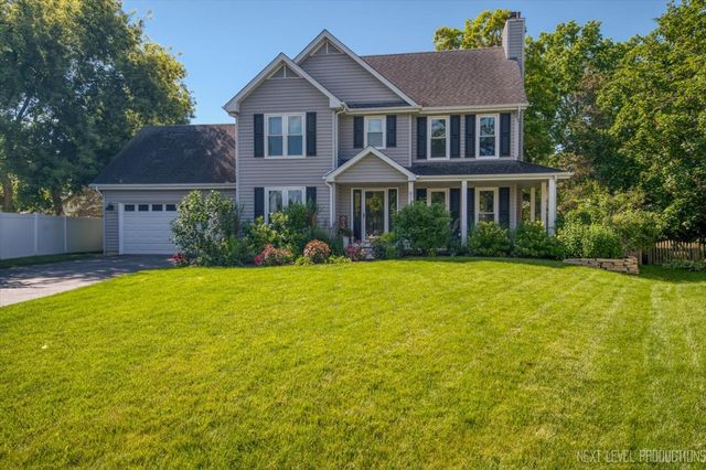 612 Spyglass Court, North Aurora, IL 60542