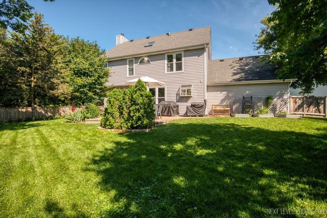 612 Spyglass Court, North Aurora, IL 60542