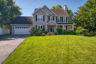 612 Spyglass Court, North Aurora, IL 60542