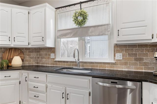 11321 W 131st Street, Overland Park, KS 66213