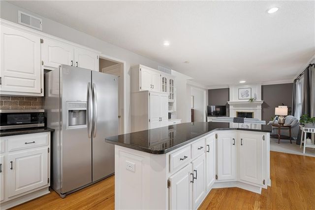 11321 W 131st Street, Overland Park, KS 66213