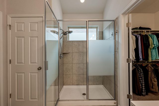 1009 Goldilocks LN, Manchaca, TX 78652