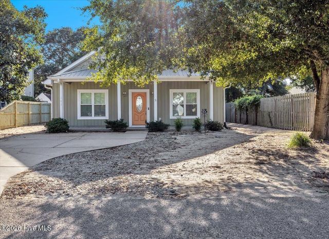 102 NW 4th Street, Oak Island, NC 28465