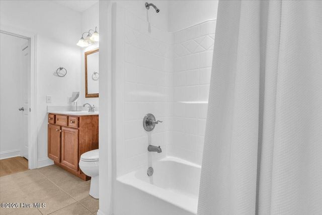 102 NW 4th Street, Oak Island, NC 28465