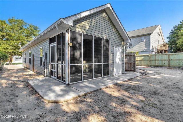 102 NW 4th Street, Oak Island, NC 28465