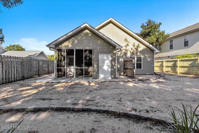 102 NW 4th Street, Oak Island, NC 28465
