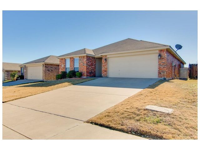 9117 Nathan Drive, White Settlement, TX 76108