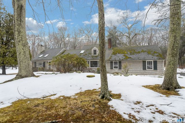 5 Stonehenge Road, Weston, CT 06883