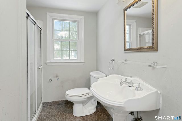 5 Stonehenge Road, Weston, CT 06883