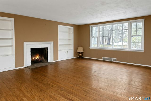 5 Stonehenge Road, Weston, CT 06883