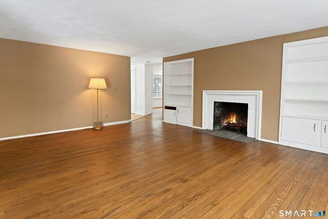 5 Stonehenge Road, Weston, CT 06883