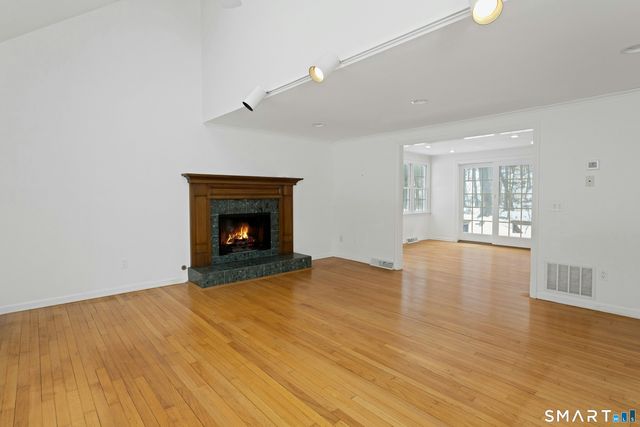 5 Stonehenge Road, Weston, CT 06883