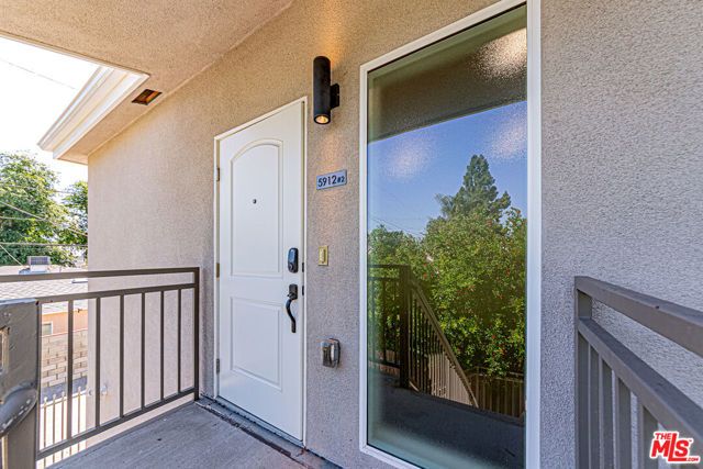 5914 Satsuma Avenue, North Hollywood (los Angeles), CA 91601