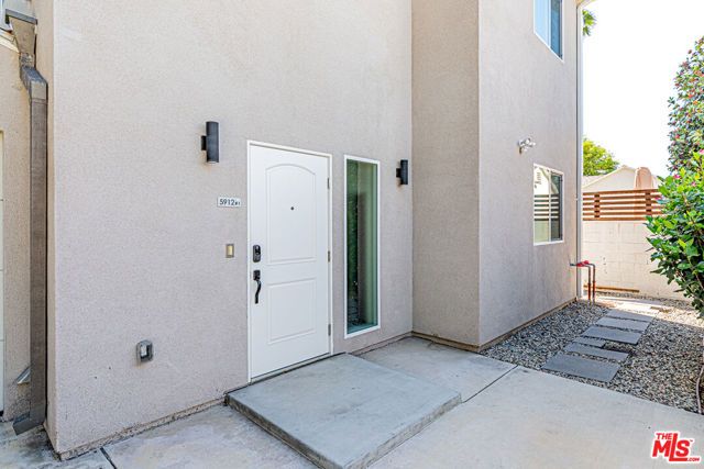5914 Satsuma Avenue, North Hollywood (los Angeles), CA 91601