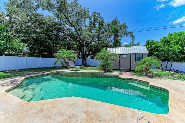 1520 SUNNYHILLS DRIVE, Brandon, FL 33510