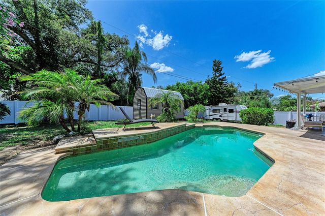 1520 SUNNYHILLS DRIVE, Brandon, FL 33510