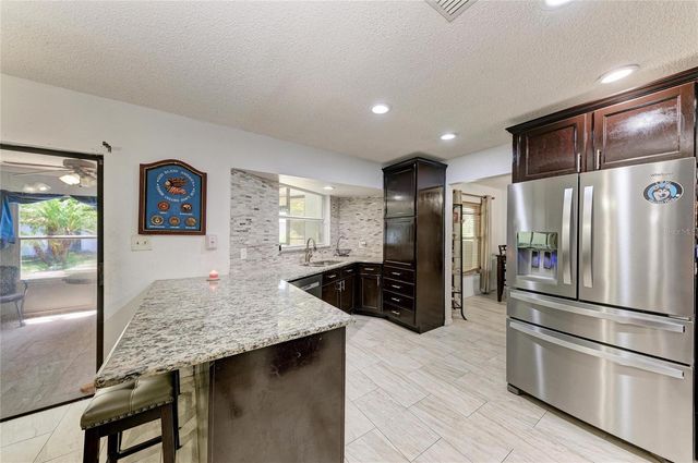 1520 SUNNYHILLS DRIVE, Brandon, FL 33510