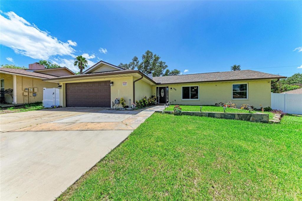 1520 SUNNYHILLS DRIVE, Brandon, FL 33510
