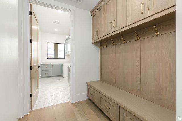 2221 S CARABINER WAY, St. George, UT 84770