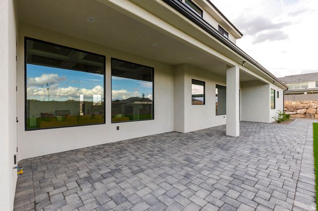 2221 S CARABINER WAY, St. George, UT 84770