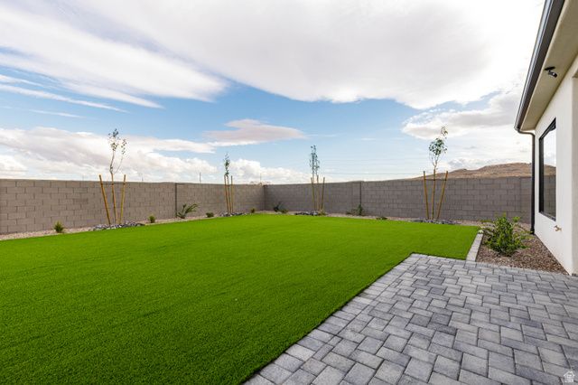 2221 S CARABINER WAY, St. George, UT 84770