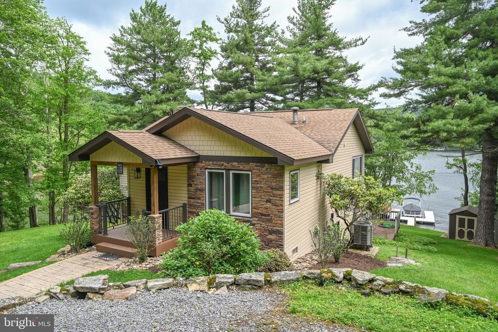 113 PARADISE LN, Oakland, MD 21550